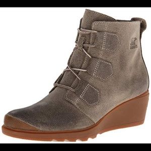 Sorel Toronto booties